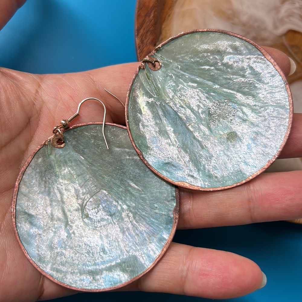 Shell Dangle Earrings - image 5